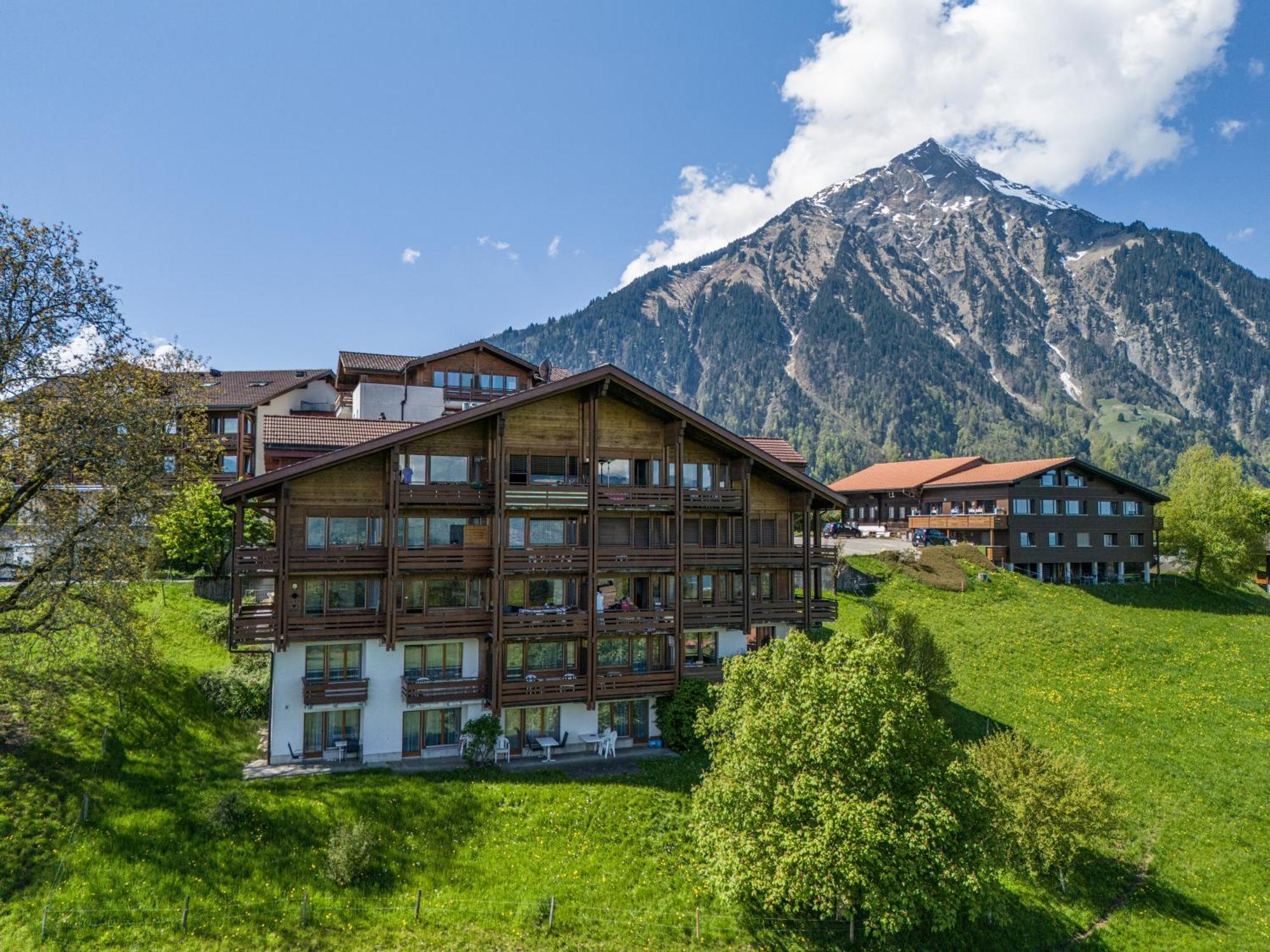 Hotel Aeschipark Aeschi Bei Spiez Luaran gambar